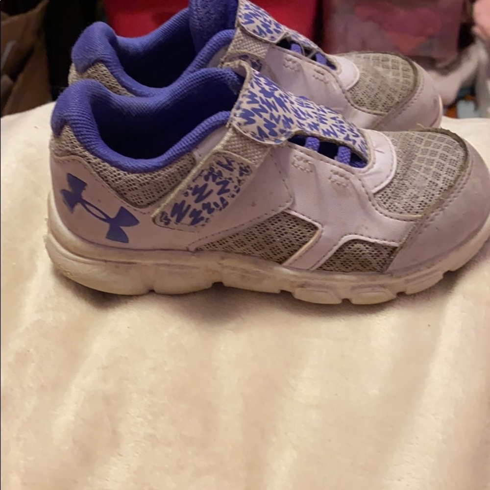 Kids under armor shoes
